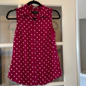 Banana Republic Classic Fit Sleeveless Blouse